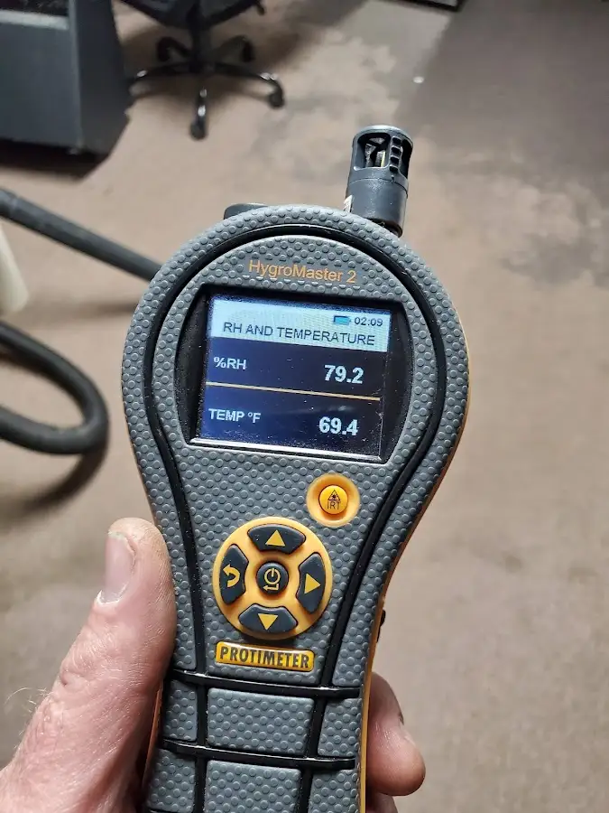 Moisture meter humidity assessment for Fire & Smoke Damage Restoration in Evergreen Park